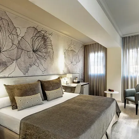 Sallés Pere Iv Hotel