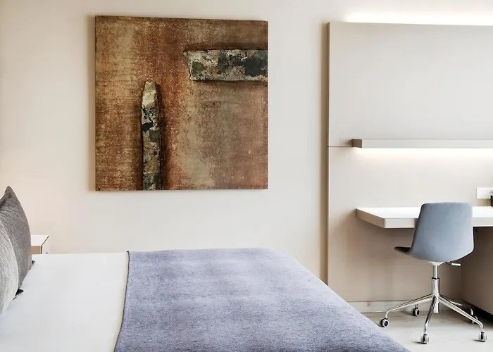 Sallés Pere Iv Szálloda 4*