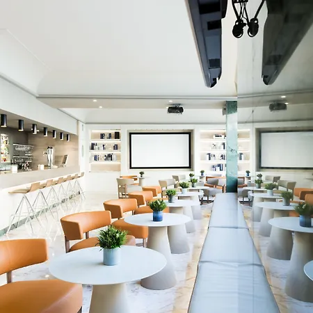 ساليس بيريه الرابع فندق 4*