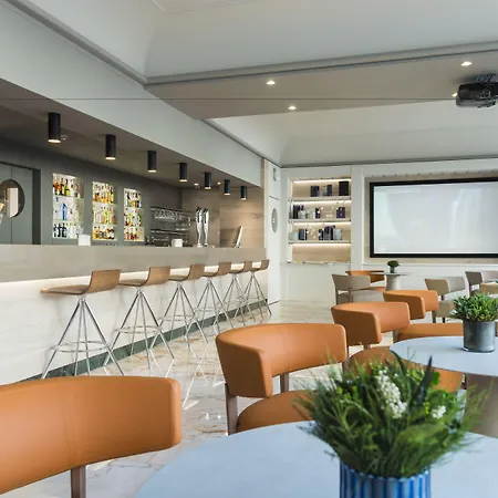 ساليس بيريه الرابع 4*